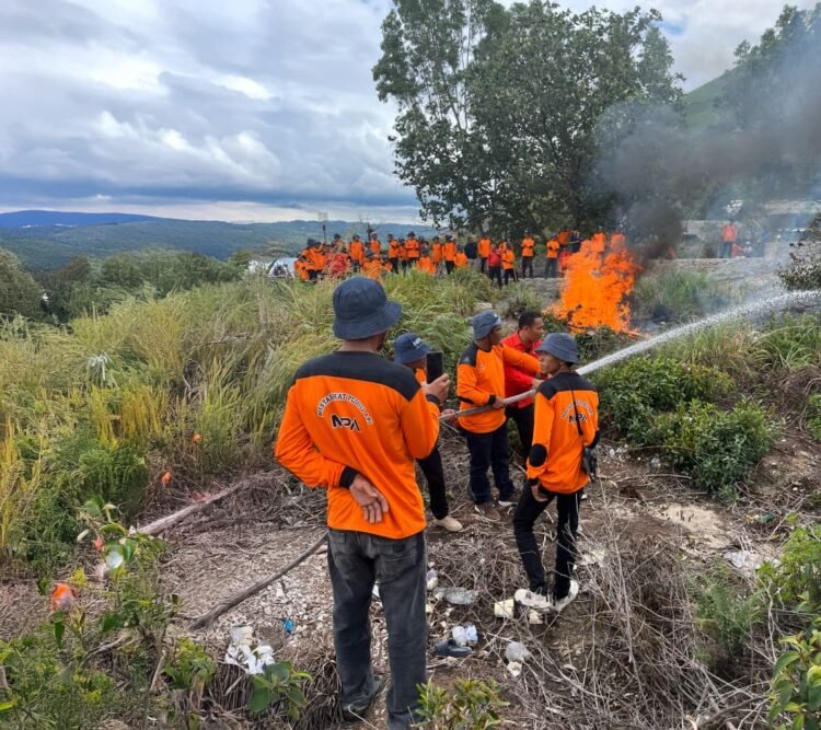 Perkuat Pencegahan Karhutla di Danau Toba, PJT I Bentuk Masyarakat Peduli Api