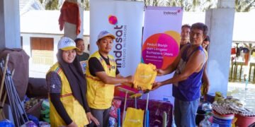 Hadir di Tengah Masyarakat, Indosat Kirim Bantuan untuk Korban Bencana di Langkat
