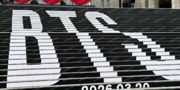 BTS Comeback, Ketika Tangga Sejong Center Seoul jadi Saksi Bisu