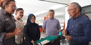 Tingkatkan Kualitas Budidaya Ikan, Mahasiswa UPER Rancang Teknologi Pakan Cerdas