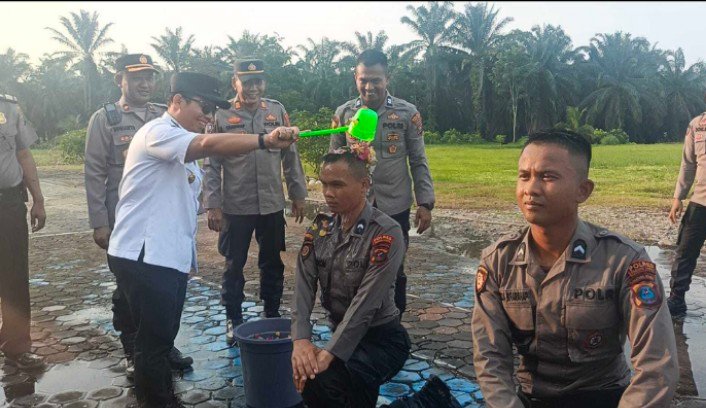 Tradisi Penyambutan Bintara Remaja Tahun 2026, Wakapolres Pimpin Apel Di Halaman Mapolres Padang Lawas