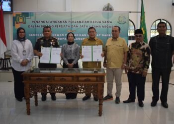Sekretaris DPRD dan Kajari Langkat Teken MoU Penanganan Masalah Hukum