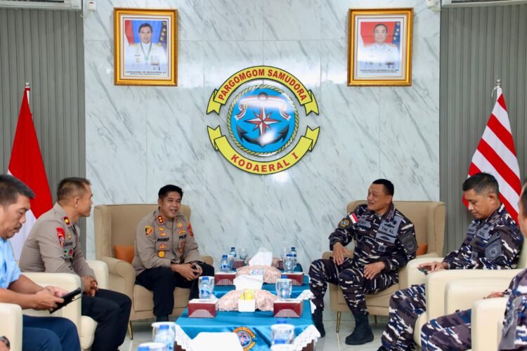 Kapolres Pelabuhan Belawan Pererat Sinergi Kamtibmas dengan Kodaeral I Belawan