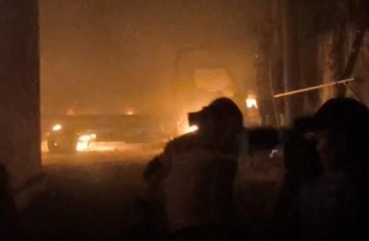 Pabrik Busa di Sunggal Terbakar, Puluhan Karyawan Kehilangan Pekerjaan