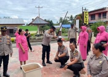 Syukuran Tahun Baru 2026, Polsek Kutalimbaru Beri Apresiasi Personel Naik Pangkat