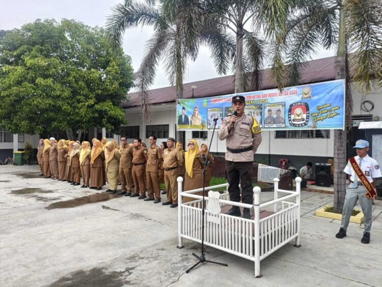 Police Goes To School, Menanamkan Disiplin Berlalu Lintas di SMKN 1 Sosa