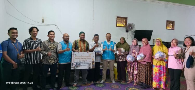 Sambut Ramadan, PT PLN Indonesia Pangkalan Susu Berkolaborasi Serahkan 185 Paket Sembako