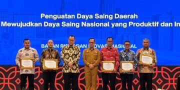 Pemko Medan Terima Sertifikat IDSD 2025 dari BRIN: Bukti Daya Saing Kota Meningkat