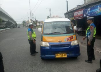 Operasi Keselamatan Toba 2026, Lantas Polsek Delitua Beri Edukasi Pengguna Jalan