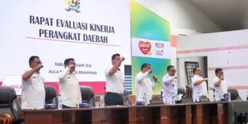 Bupati Karo Pimpin Rapat Evaluasi Kinerja Perangkat Daerah