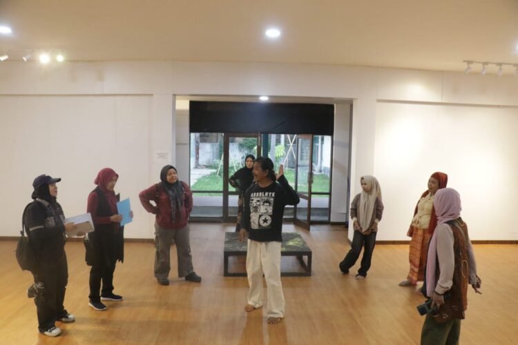 Jurnalis Perempuan Naik Panggung, Angkat Luka Bencana Lewat Teater Kemanusiaan