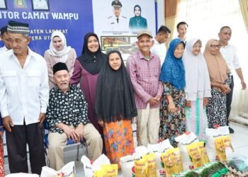 Ketua TP PKK Langkat Salurkan 50 Paket Sembako untuk Dhuafa dan Anak Yatim