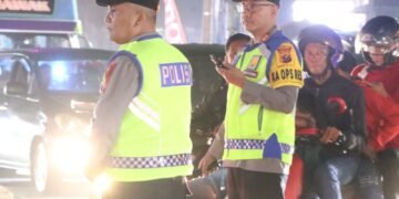 Kapolres Karo Bersama Personel Berjibaku Atur Arus Padat Libur Lebaran di Berastagi