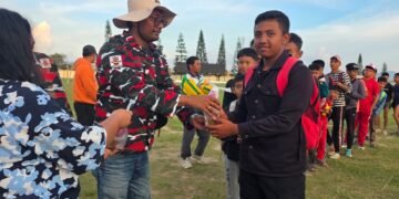 LMP Karo Berbagi Takjil dan Motivasi untuk Atlet Persatuan Atletik Seluruh Indonesia Pengkab Karo