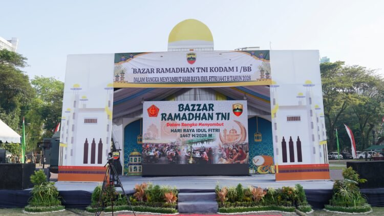 Irdam I/BB Hadiri Pembukaan Bazar Ramadan TNI Terpusat Menyambut Idul Fitri 1447 H Secara Vidcon di Lapangan Benteng Medan