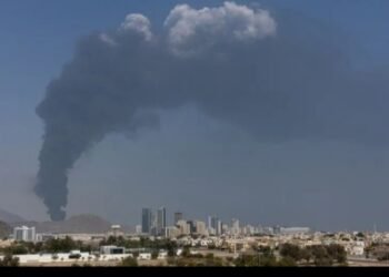 Drone Iran Hantam Ladang Minyak Utama Abu Dhabi: Kebakaran Besar Melanda