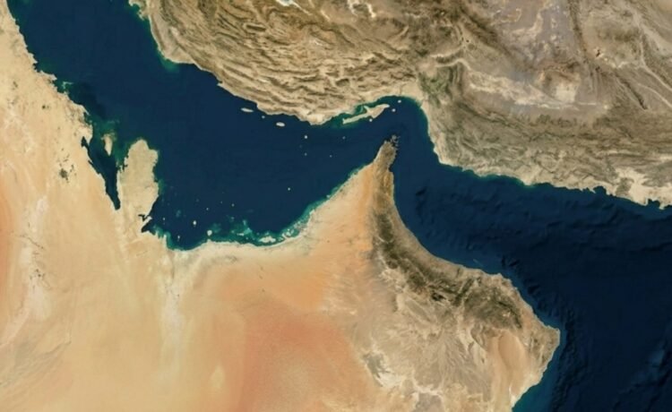 Lumpuhnya Selat Hormuz, Memicu Naiknya Harga Minyak Dunia Hampir 9 Persen