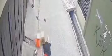 Sadis! Perampok Rampas Tas dan Seret Wanita di Medan Timur