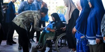 Ramadan Berbagi dengan Warga Belawan, Rico Waas: Hidup Harus Saling Peduli dan Membantu