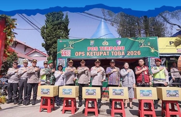 Bupati Karo Dampingi Kapolda Sumut Tinjau Operasi Ketupat Toba 2026 di Berastagi
