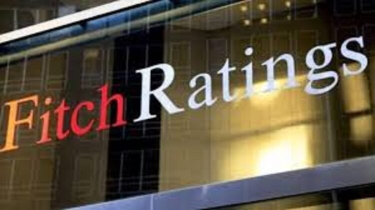 Fitch Pertahankan Rating Indonesia di Level BBB, Outlook Direvisi Negatif