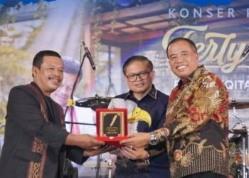 Wujudkan Karo Berbudaya,Bupati Karo Hadiri Konser Emas Ferly Sitepu