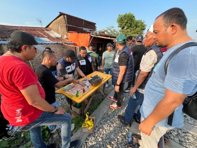 Sarang Narkoba Rel KA Tembung Digempur