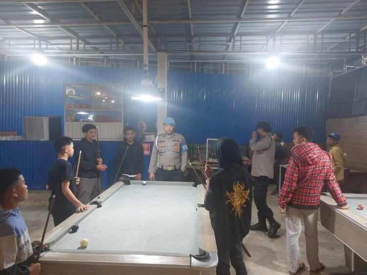 Blue Light Patrol Polsek Tigapanah, Antisipasi Kejahatan di Titik Rawan Kamtibmas