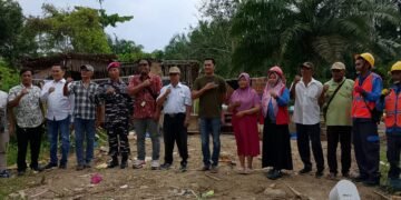 PT. Pertamina Port and Logistic Salurkan Bantuan Bahan Bangunan Untuk Warga Terdampak Angin Kencang