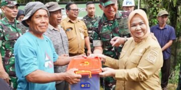 Wabup Tiorita Hadiri Ground Breaking Jembatan Gantung Garuda Merah Putih di Kuala