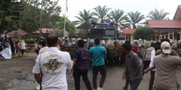 Personel Polres Langkat Perdalam Latihan Sispam Kota