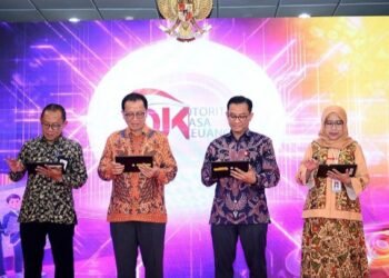 OJK Terbitkan Panduan  Media Sosial  Perbankan untuk  Perkuat Tata Kelola  Digital Industri Bank  