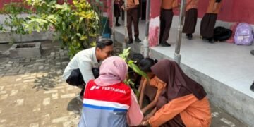 Pertamina Patra Niaga Regional Sumbagut Gelar Edukasi Lingkungan di UPT SDN 065009 