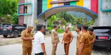 Tinjau Jalan Nasional Penghubung Pakpak Bharat -Kota Subulusalam, Bupati Pakpak Bhararat Harapakan Perhatian Pemerintah Pusat