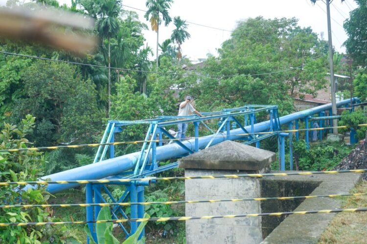 Pulihkan Aktifitas Warga, Wali Kota Medan Tinjau Jembatan Perlintasan Kereta Api di Gang Damai