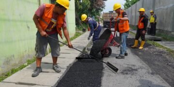 Bukan Sekadar Janji, Rico Waas Segera Eksekusi Jalan Rusak di Marelan, Dua Titik Langsung di Beton Bulan Ini