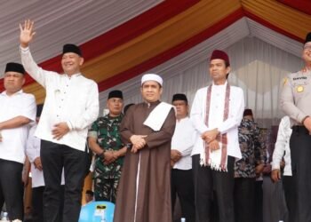 Syah Afandin Hadiri Tabligh Akbar UAS, Momentum Religius Satukan Masyarakat Langkat