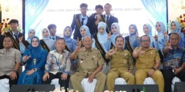 Bupati Langkat Motivasi Lulusan Putra Jaya Jabal Rahmah Raih Mimpi
