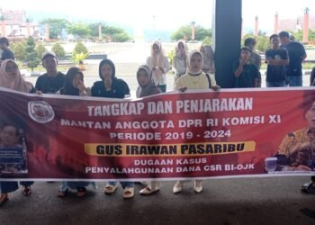 DPD WIB Tapsel Demo Gus Irawan Pasaribu yang Diduga Terseret Kasus Korupsi Dana CSR BI-OJK