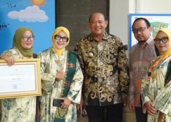 Bupati Langkat Raih Penghargaan Revitalisasi Bahasa Daerah Dari Kemendikdasmen