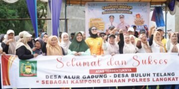 Endang Syah Afandin Sumbang Sepeda, Meriahkan Peresmian Kampung Binaan 