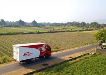 Laporan ESG 2025: J&T Express Fokus pada Green Logistics dan Penguatan Sosial Masyarakat