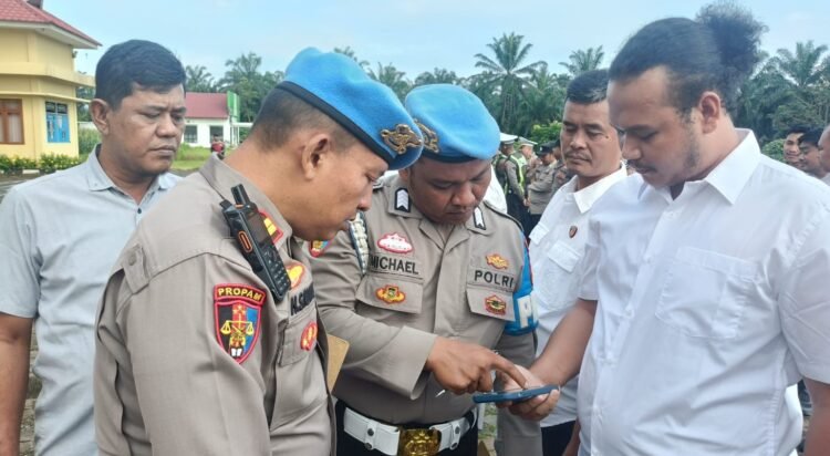 Propam Polres Padang Lawas Gelar Ops Gaktibplin di Lapangan Apel