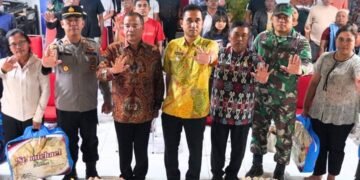 Pemkab Karo Serahkan Bantuan Bagi Korban Puting Beliung di 4 Desa Kecamatan Tigapanah