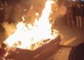 Ratusan Warga Sukadame Mengamuk, Barak Narkoba dan Meja Judi Tembak Ikan Dibakar