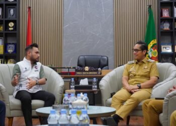 Siap Meriahkan Hari Jadi Kota Medan, Rico Waas Dukung Kompetisi ‘Padel untuk Semua’