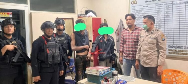 Dua Pria Mencurigakan Diamankan Patroli Brimob