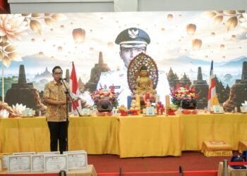 Peringati Hari Tri Suci Waisak, Rico Waas Ajak Umat Buddha Pancarkan Cahaya Kebaikan
