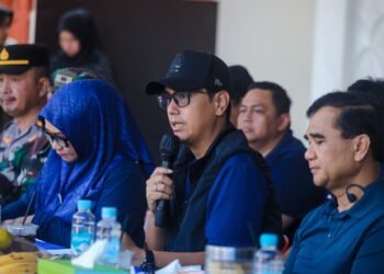 Rico Waas Pastikan Layanan E- KTP Cukup di Kecamatan untuk Pangkas Birokrasi