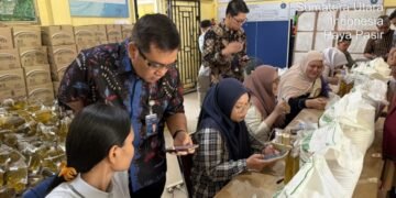Dewas Perum Bulog Tinjau Kualitas dan  Penyaluran  Bantuan Pangan Sumatra Utara